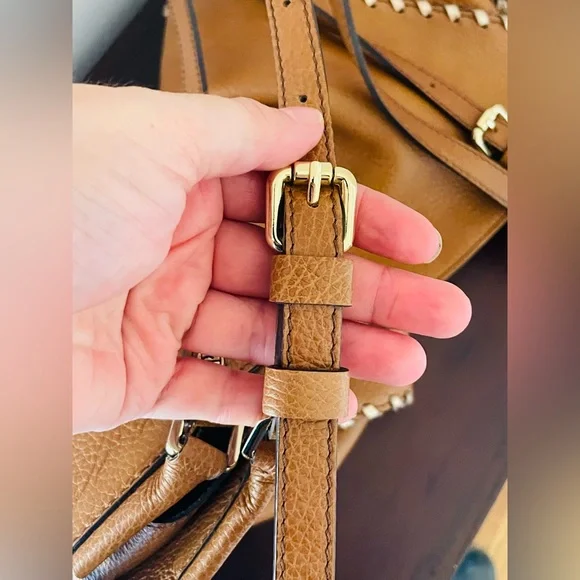 Gianni Chiarini Brown Gold Leather, with Tassels Soft And Supple Purse In EUC - Picture 2 of 15